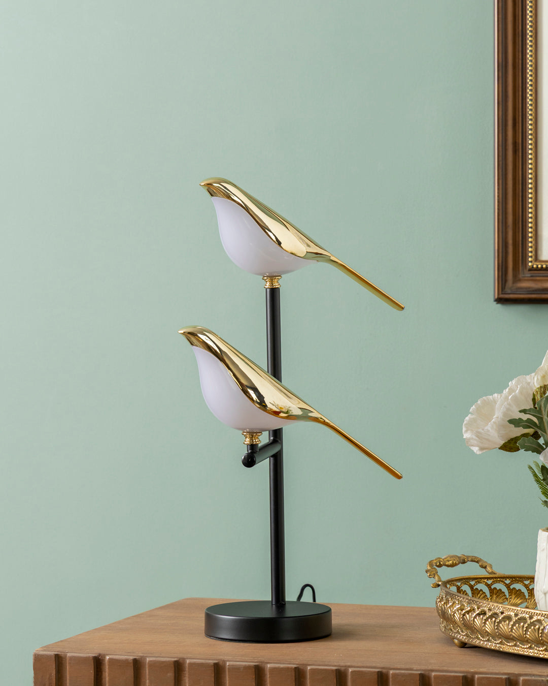 Aves 2-Bird Ambient Desk Lamp